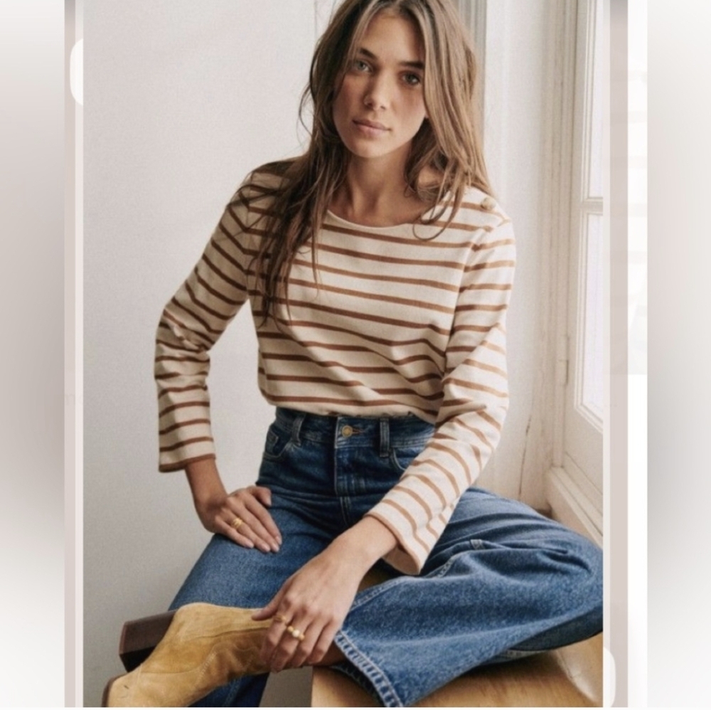 Sezane Cream and Tan 3/4 Sleeve Boxy T-Shirt